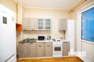 Студия квартира, на длительный срок, 36м2, 1/4 этаж