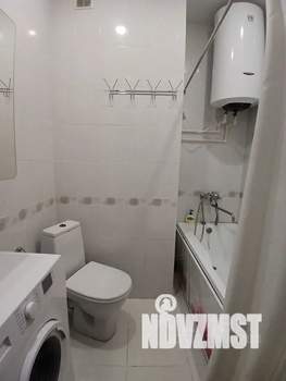 Студия квартира, посуточно, 40м2, 6/17 этаж