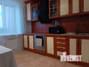 1-к квартира, посуточно, 38м2, 6/10 этаж