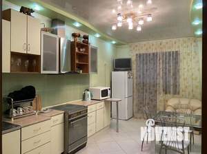 2-к квартира, посуточно, 75м2, 1/1 этаж