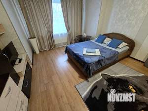1-к квартира, посуточно, 43м2, 1/9 этаж