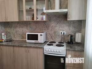 1-к квартира, посуточно, 43м2, 9/17 этаж