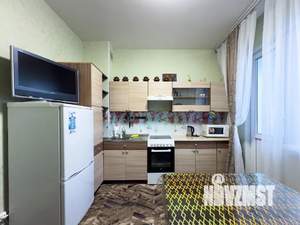 1-к квартира, посуточно, 42м2, 7/17 этаж