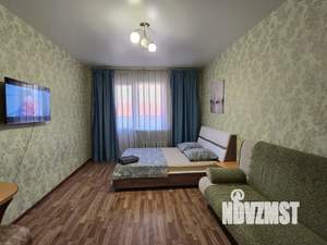 1-к квартира, посуточно, 45м2, 3/18 этаж