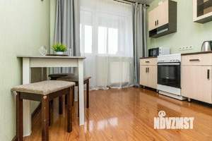 1-к квартира, посуточно, 42м2, 1/1 этаж
