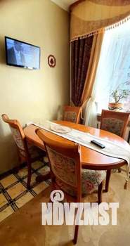 2-к квартира, посуточно, 65м2, 2/5 этаж