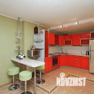 1-к квартира, посуточно, 82м2, 1/1 этаж