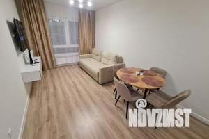 1-к квартира, посуточно, 42м2, 13/16 этаж