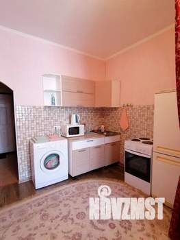 Студия квартира, посуточно, 24м2, 3/17 этаж