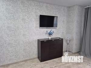 Студия квартира, посуточно, 35м2, 10/25 этаж