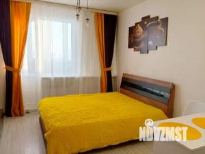 Студия квартира, посуточно, 35м2, 17/17 этаж