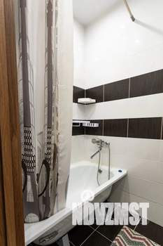 1-к квартира, посуточно, 40м2, 10/18 этаж