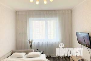 1-к квартира, посуточно, 42м2, 9/17 этаж