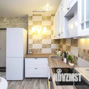 2-к квартира, посуточно, 45м2, 3/20 этаж