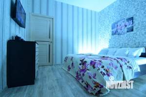 2-к квартира, посуточно, 52м2, 1/1 этаж