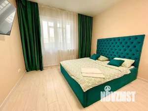 Студия квартира, посуточно, 33м2, 13/18 этаж