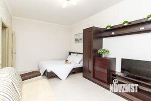 1-к квартира, посуточно, 38м2, 7/17 этаж