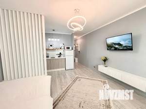 Студия квартира, посуточно, 37м2, 4/25 этаж