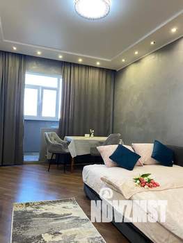 Студия квартира, посуточно, 28м2, 11/17 этаж