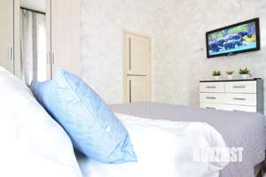 2-к квартира, посуточно, 54м2, 1/1 этаж