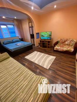 1-к квартира, посуточно, 40м2, 8/9 этаж