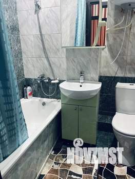 Студия квартира, посуточно, 28м2, 3/17 этаж