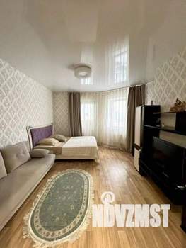 1-к квартира, посуточно, 46м2, 1/1 этаж