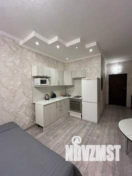 Студия квартира, посуточно, 30м2, 12/17 этаж