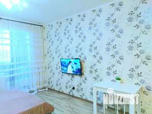 Студия квартира, посуточно, 33м2, 7/18 этаж