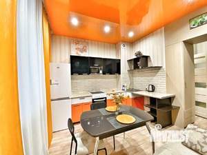 1-к квартира, посуточно, 42м2, 1/1 этаж