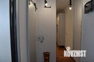 Студия квартира, посуточно, 30м2, 1/4 этаж