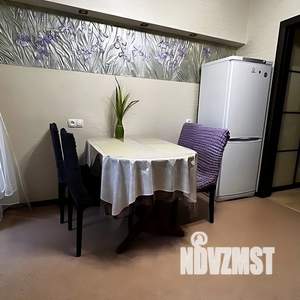 1-к квартира, посуточно, 44м2, 3/9 этаж