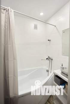 1-к квартира, посуточно, 39м2, 2/9 этаж