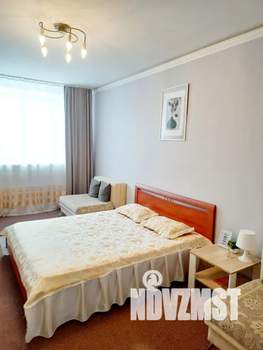 1-к квартира, посуточно, 42м2, 2/5 этаж