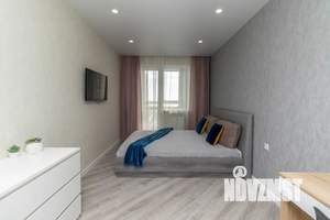 1-к квартира, посуточно, 40м2, 19/30 этаж