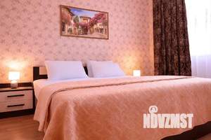 2-к квартира, посуточно, 52м2, 1/1 этаж