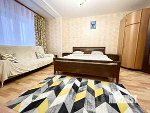1-к квартира, посуточно, 47м2, 1/9 этаж