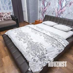 2-к квартира, посуточно, 72м2, 1/1 этаж