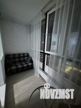 Студия квартира, посуточно, 35м2, 10/25 этаж