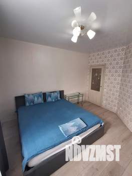 1-к квартира, посуточно, 40м2, 2/17 этаж