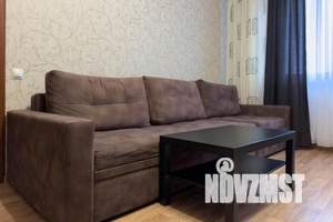 1-к квартира, посуточно, 42м2, 7/17 этаж