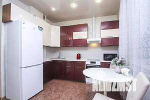 2-к квартира, посуточно, 52м2, 3/17 этаж