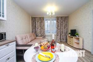 2-к квартира, посуточно, 45м2, 3/20 этаж
