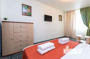 1-к квартира, посуточно, 50м2, 3/9 этаж