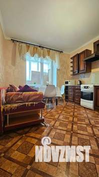 1-к квартира, посуточно, 45м2, 1/9 этаж