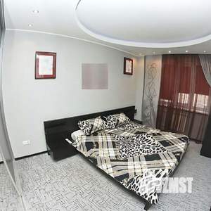 1-к квартира, посуточно, 82м2, 1/1 этаж