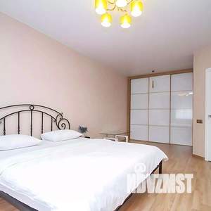 1-к квартира, посуточно, 43м2, 1/1 этаж