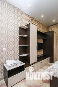 1-к квартира, посуточно, 46м2, 4/5 этаж
