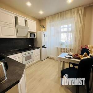 1-к квартира, посуточно, 45м2, 1/1 этаж