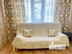 1-к квартира, посуточно, 50м2, 1/9 этаж